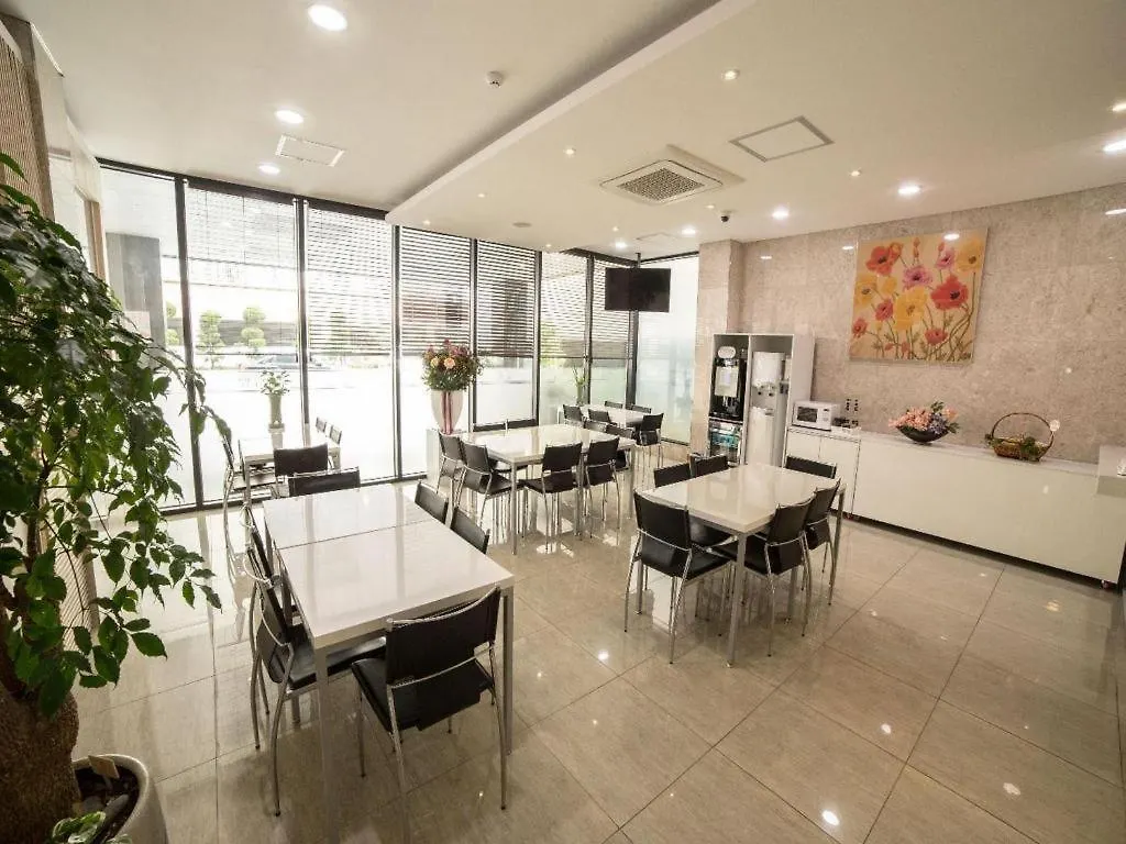 Reve Business Hotel Jeju South Korea