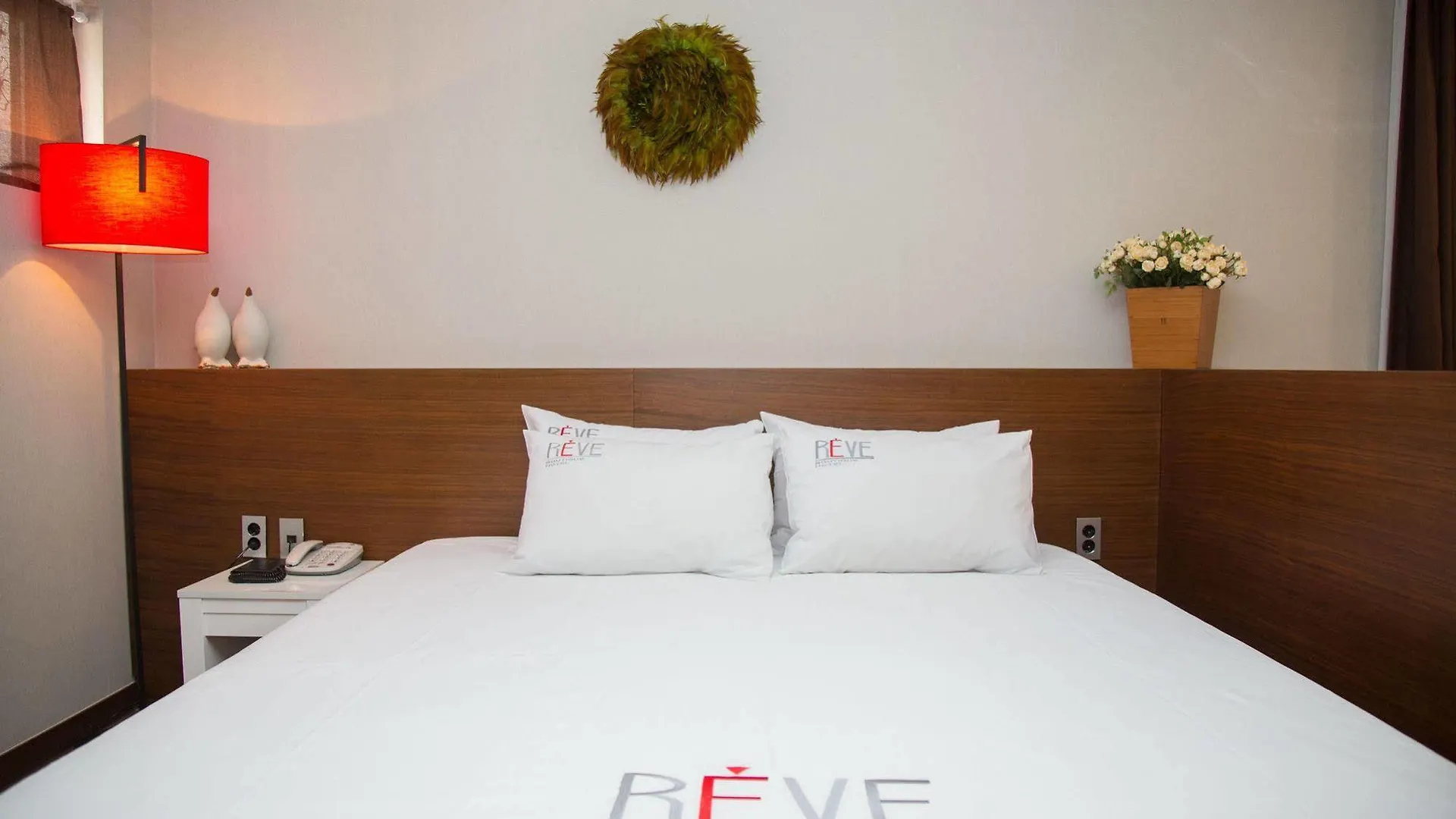 Reve Business Hotel Jeju South Korea